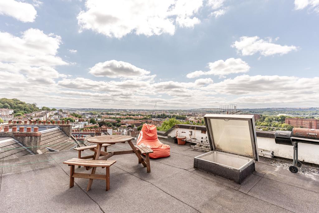 Apartment in Bristol, Cumberland Basin, Hotwells - More