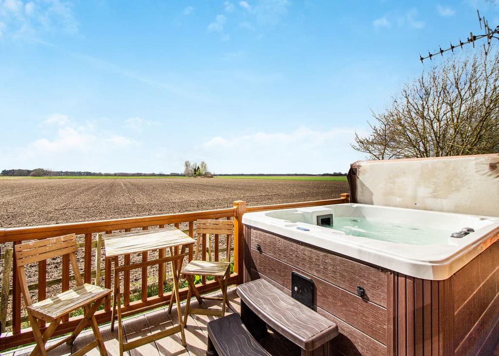 House in North Kesteven, Eagle and Swinethorpe - View 3