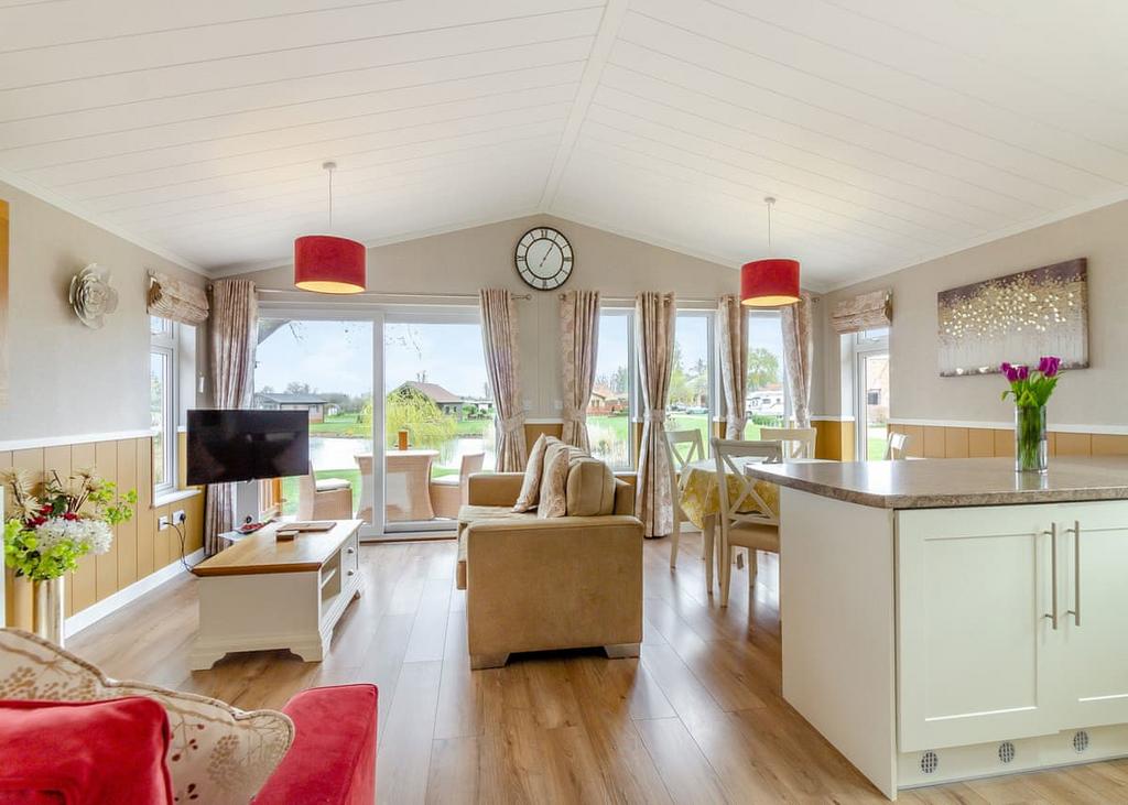 House in North Kesteven, Eagle and Swinethorpe - View 5