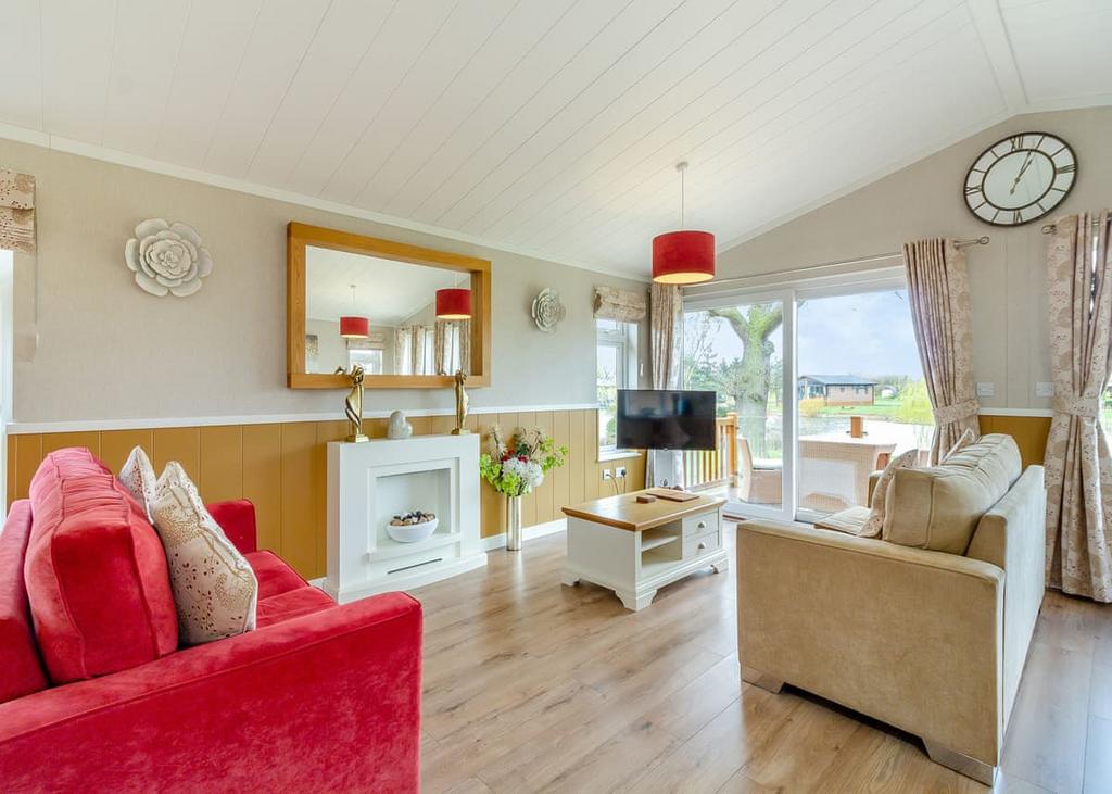 House in North Kesteven, Eagle and Swinethorpe - More
