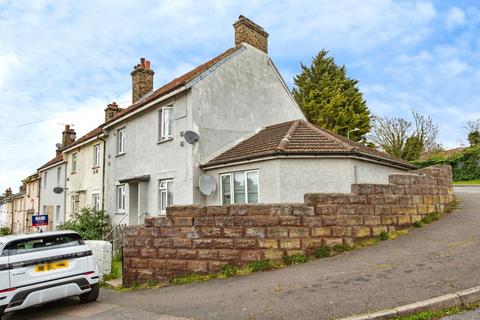 4 bedroom terraced house for sale, Huntley Avenue, Northfleet, Gravesend, Kent, DA11