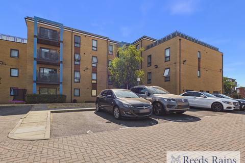 Rainham Road South, Dagenham RM10