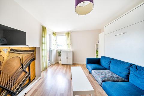 1 bedroom flat for sale, Beckway Street, Walworth, London, SE17