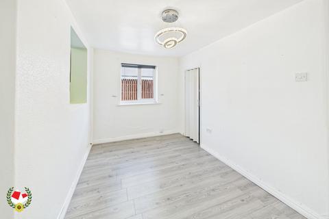 2 bedroom end of terrace house for sale, Millbrook Street, Gloucester, GL1