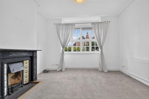 2 bedroom apartment for sale, St Georges Place, Tadcaster Road