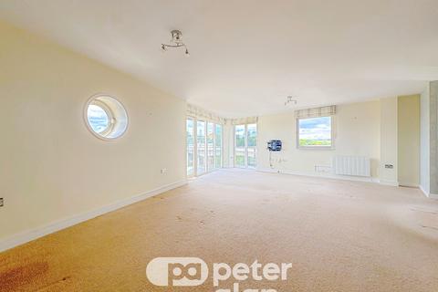 3 bedroom apartment to rent, Watkiss Way Victoria Wharf, Cardiff, CF11