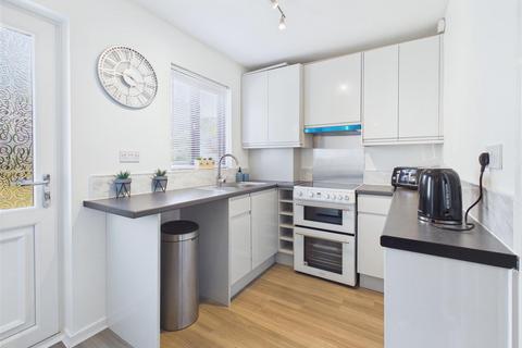 2 bedroom house to rent, Columbell Way, Two Dales, Matlock