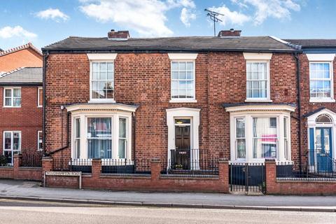 2 bedroom flat for sale, Wolverhampton Road, Stafford, Staffordshire, ST17