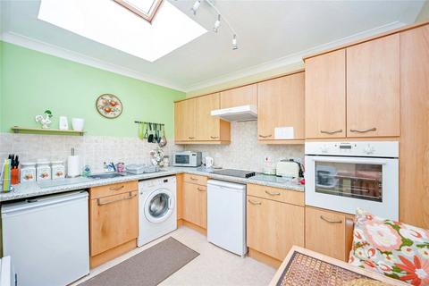 2 bedroom flat for sale, Wolverhampton Road, Stafford, Staffordshire, ST17