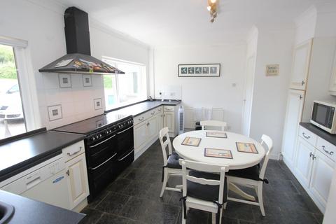 4 bedroom detached bungalow for sale, West Aberthaw, Barry, CF62