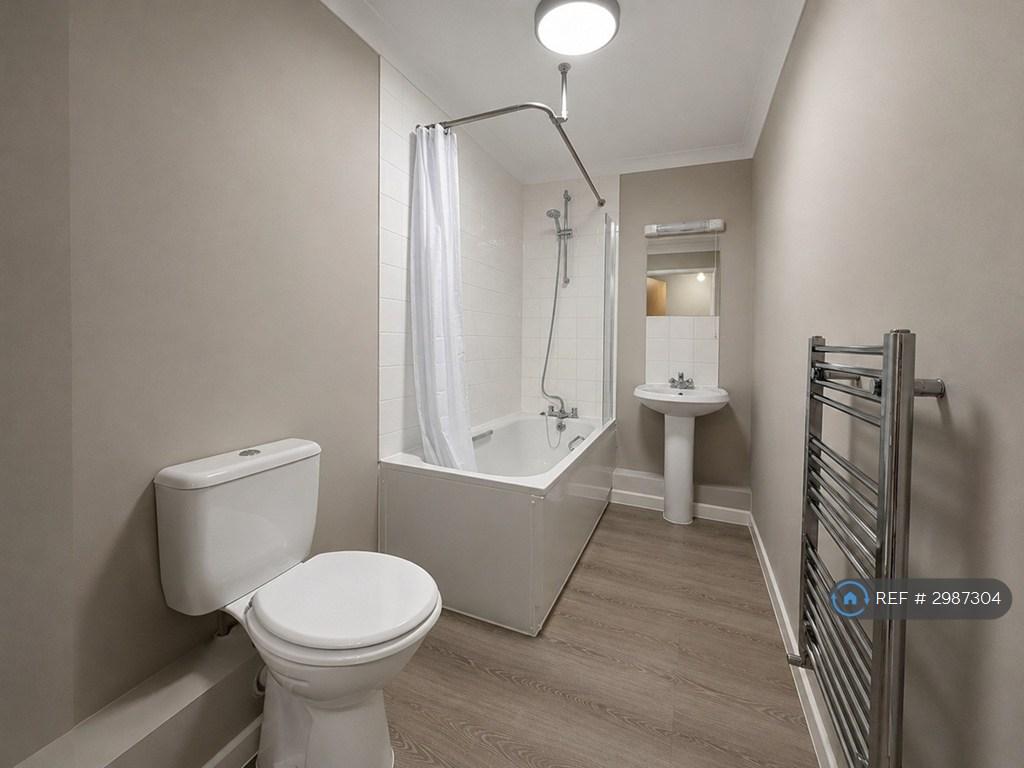 Priory Court, Bournemouth, BH9 - View 6