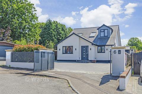 4 bedroom detached bungalow for sale, Symonds Close, Sevenoaks TN15
