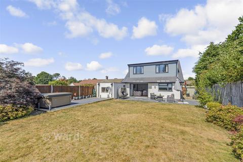 4 bedroom detached bungalow for sale, Symonds Close, Sevenoaks TN15