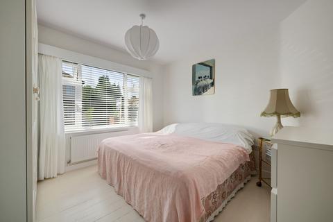 2 bedroom semi-detached bungalow for sale, Doris Avenue, Erith, DA8