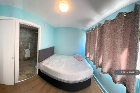 1 bedroom in a house share to rent, Congreve, Milton Keynes, MK6