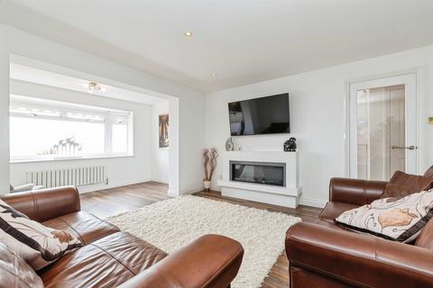 4 bedroom detached house for sale, Wainwright Walk, Hartlepool