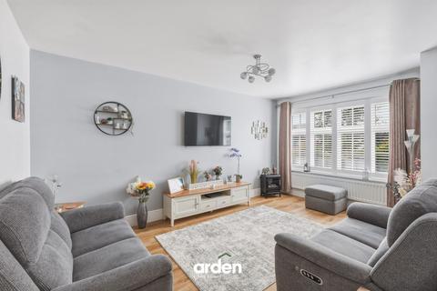 undefined, Robin Meadow, Droitwich, WR9