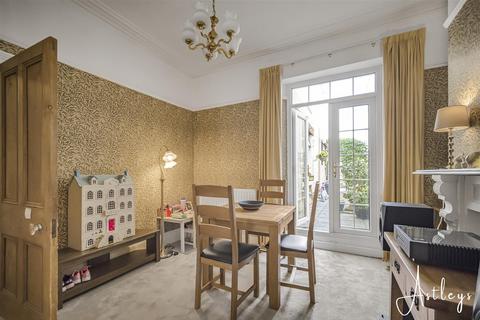 undefined, Eaton Crescent, Swansea