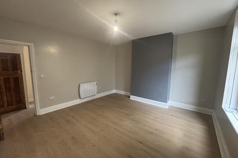 2 bedroom house to rent, Waverley Terrace, Marsh, HUDDERSFIELD