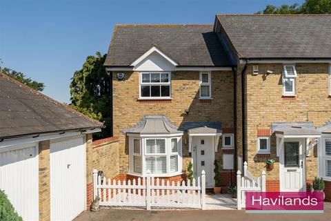Laidlaw Drive, Winchmore Hill