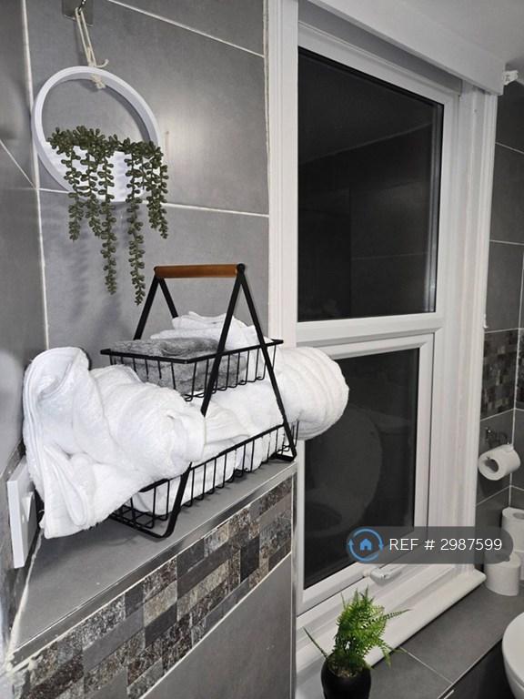 Apartment in Reading, Katesgrove, Coley - View 5