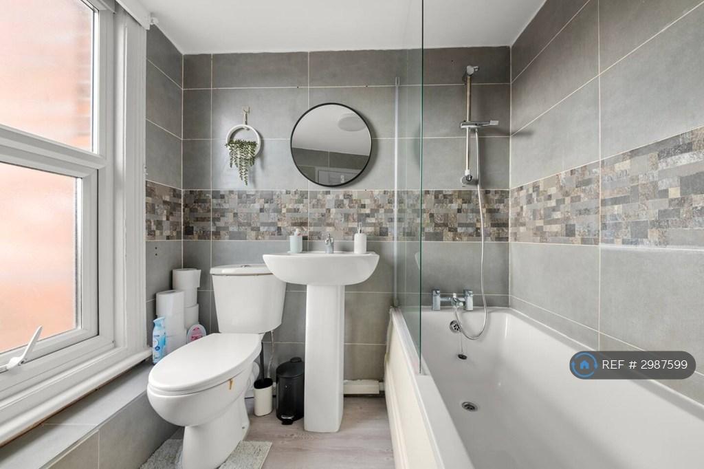 Apartment in Reading, Katesgrove, Coley - View 6
