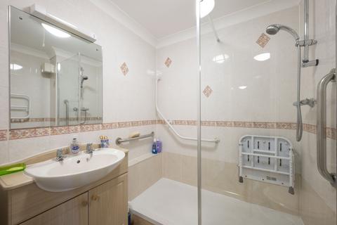 undefined, Clifton Park Avenue, Raynes Park SW20