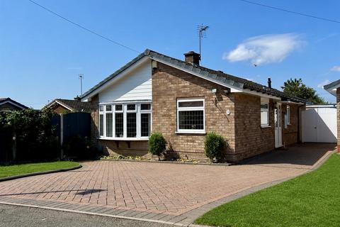 2 bedroom detached bungalow for sale, Greenbush Drive, Halesowen
