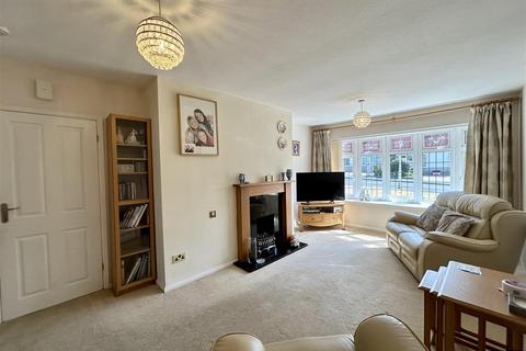 2 bedroom detached bungalow for sale, Greenbush Drive, Halesowen
