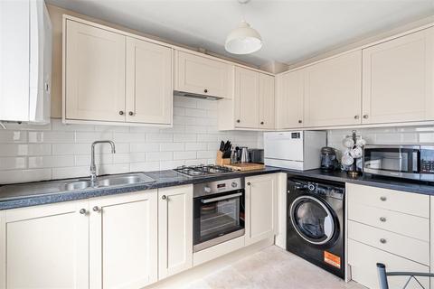2 bedroom semi-detached house for sale, Gaydon Walk, Bicester