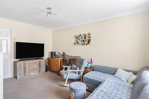 2 bedroom semi-detached house for sale, Gaydon Walk, Bicester