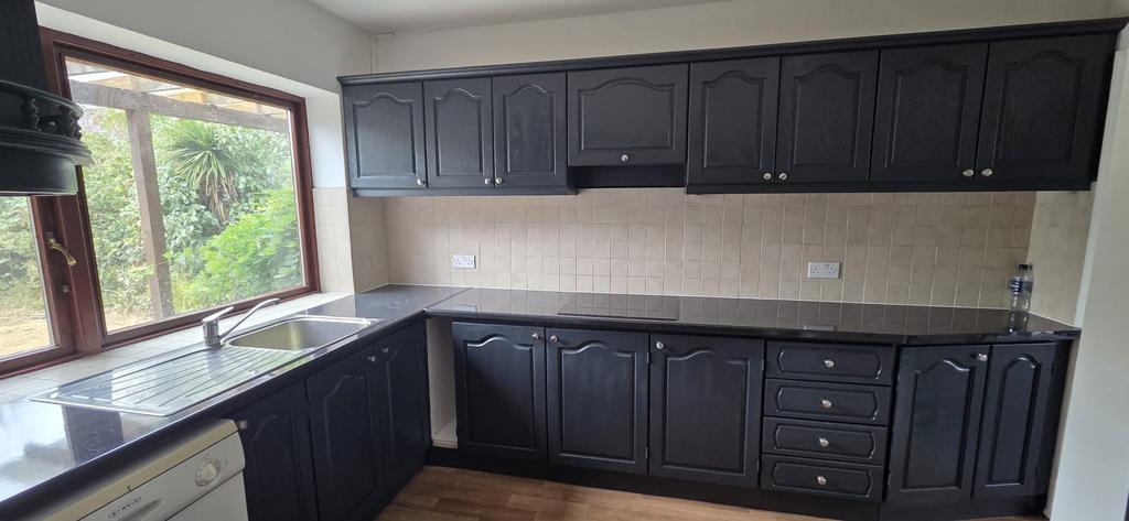 House in Chigwell - More