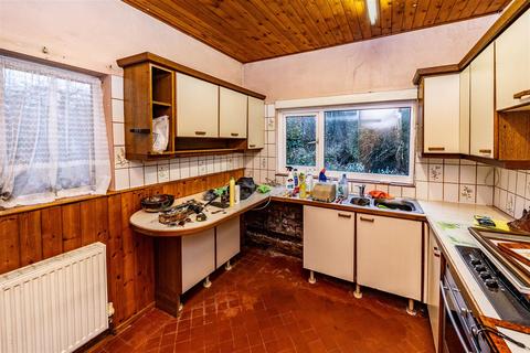 3 bedroom semi-detached house for sale, Whitehall Road, Bradford BD12