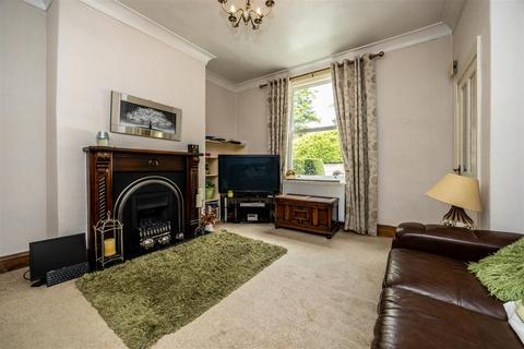 3 bedroom house for sale, Wakefield Road, Halifax HX3
