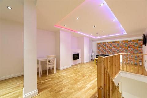 undefined, *Bills Inclusive* Falconars House, City Centre, NE1