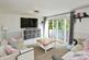 Homer Close, Gosport photo 3