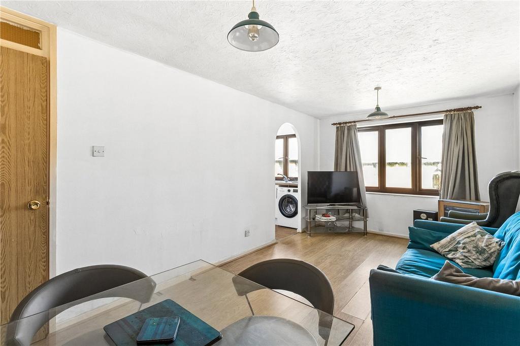 Apartment in London - View 3