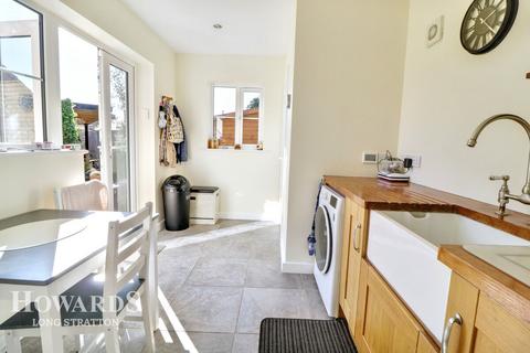 2 bedroom bungalow for sale, Harvest Way, Harleston
