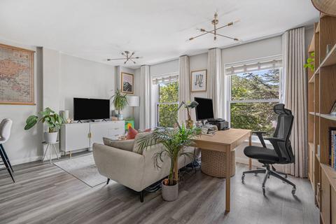 undefined, Threadneedle Road, Farnham, Surrey, GU9