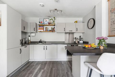 undefined, Threadneedle Road, Farnham, Surrey, GU9