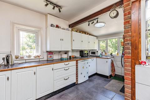 2 bedroom cottage for sale, Briar Close, Fairlight, Hastings