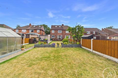 4 bedroom semi-detached house for sale, Cross Gates Road, Leeds