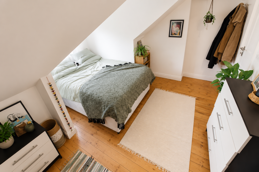 House in Leeds, Meanwood - More