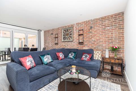 1 bedroom apartment for sale, Wimborne Road, Bournemouth BH9