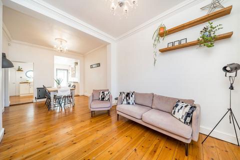 3 bedroom house for sale, Wilton Way, London E8