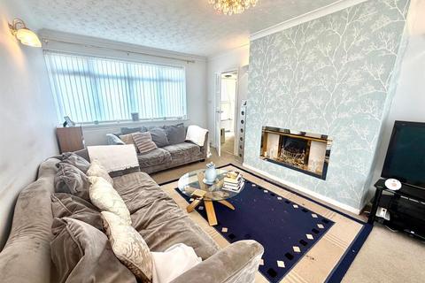 3 bedroom semi-detached house for sale, Green Hill Road, Leeds
