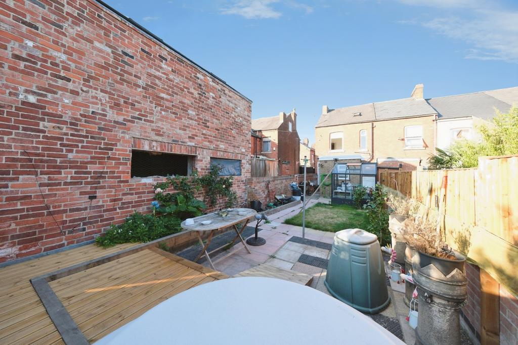 House in Nottingham, Old Basford - View 2