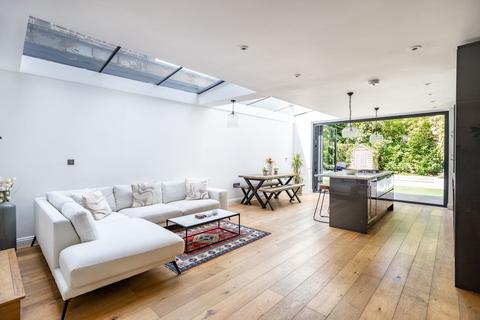 2 bedroom flat for sale, Upper Tollington Park, Stroud Green, N4