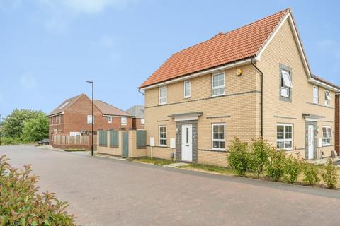 3 bedroom semi-detached house for sale, Bevin Close, Doncaster DN11