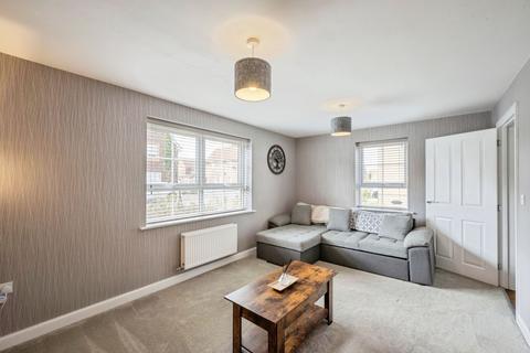 3 bedroom semi-detached house for sale, Bevin Close, Doncaster DN11